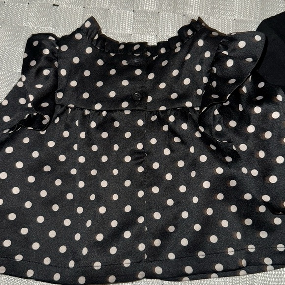 TWO BABY GIRL TOPS FOR SALE SIZE 0-3 MONTHS - Picture 9 of 9